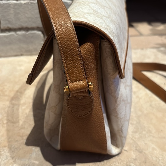 Vintage GUCCI Monogram Crossbody Bag - Picture 3 of 13